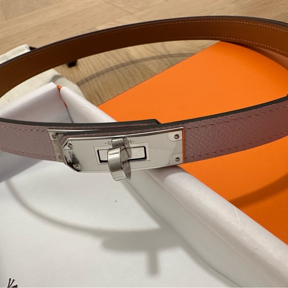 Hermes Kelly 18 Belt Mauve Pale Brand new authentic - Picture 10 of 10
